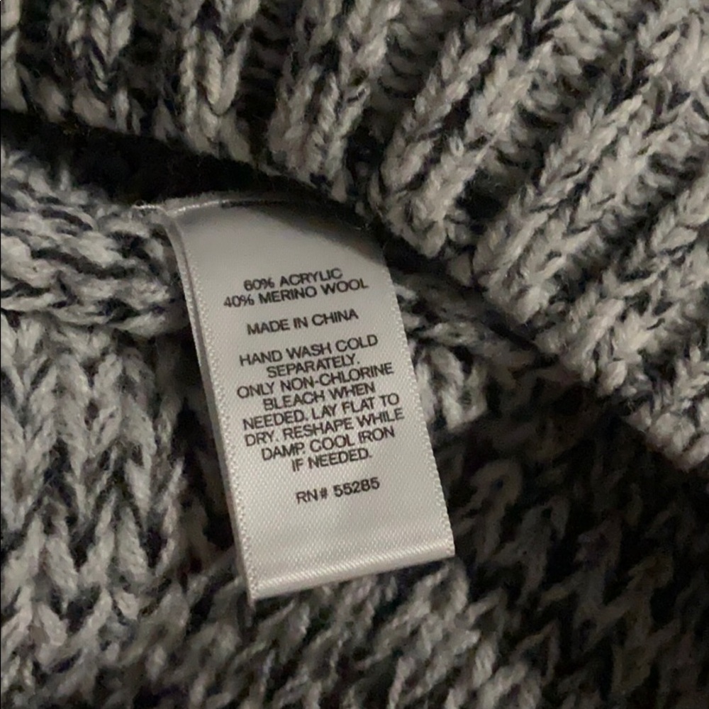 Sweater - Picture 2 of 2